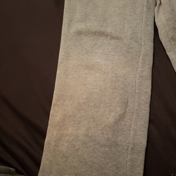 Nike sweetpants - Picture 2 of 7